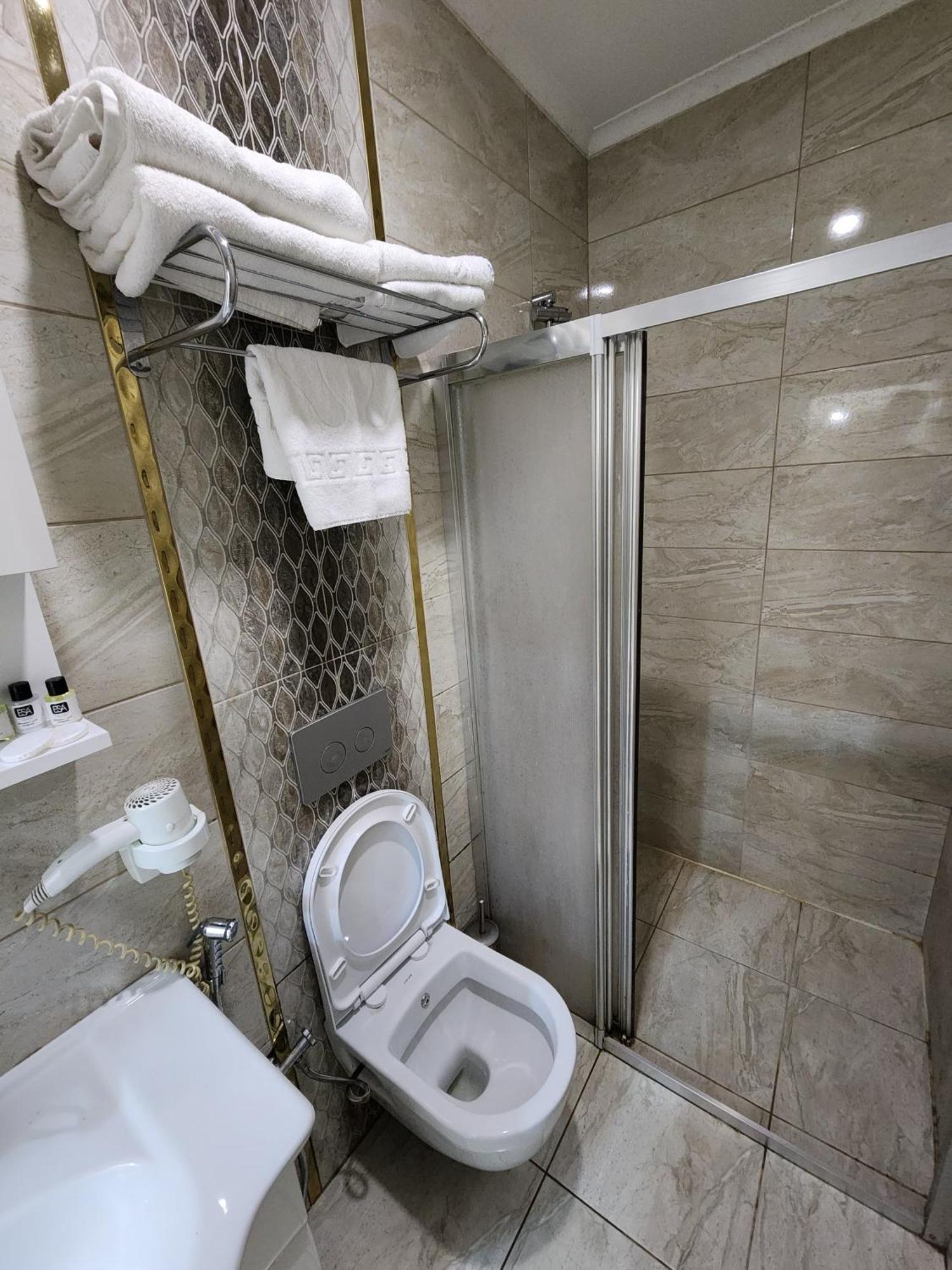 Esa Apart Hotel Trabzon Exteriör bild
