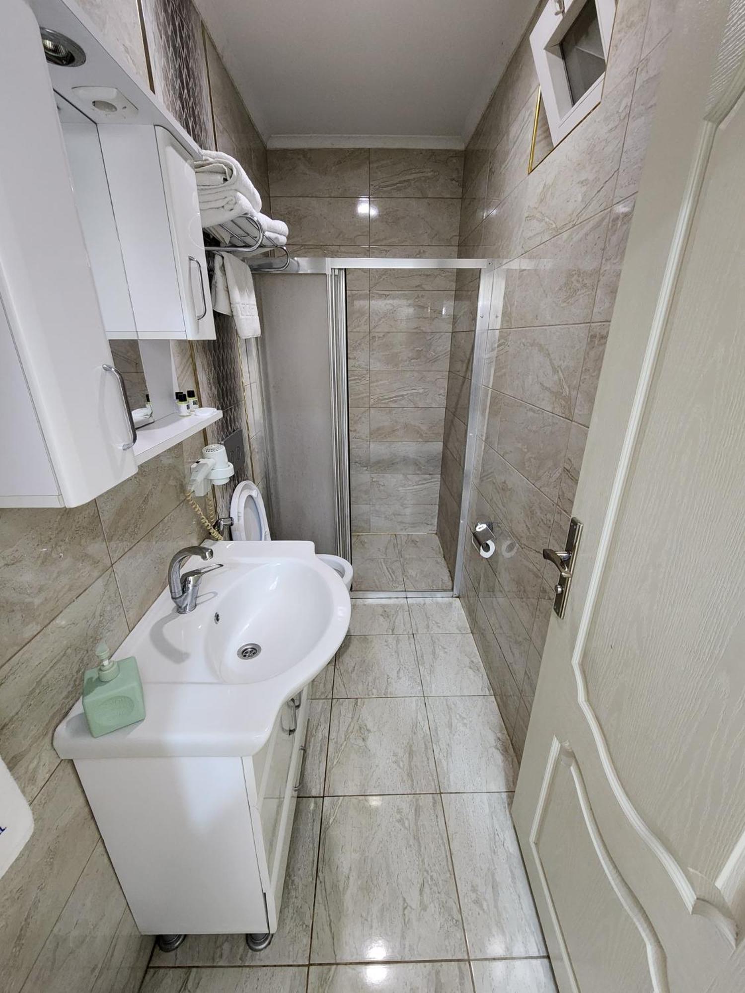 Esa Apart Hotel Trabzon Exteriör bild