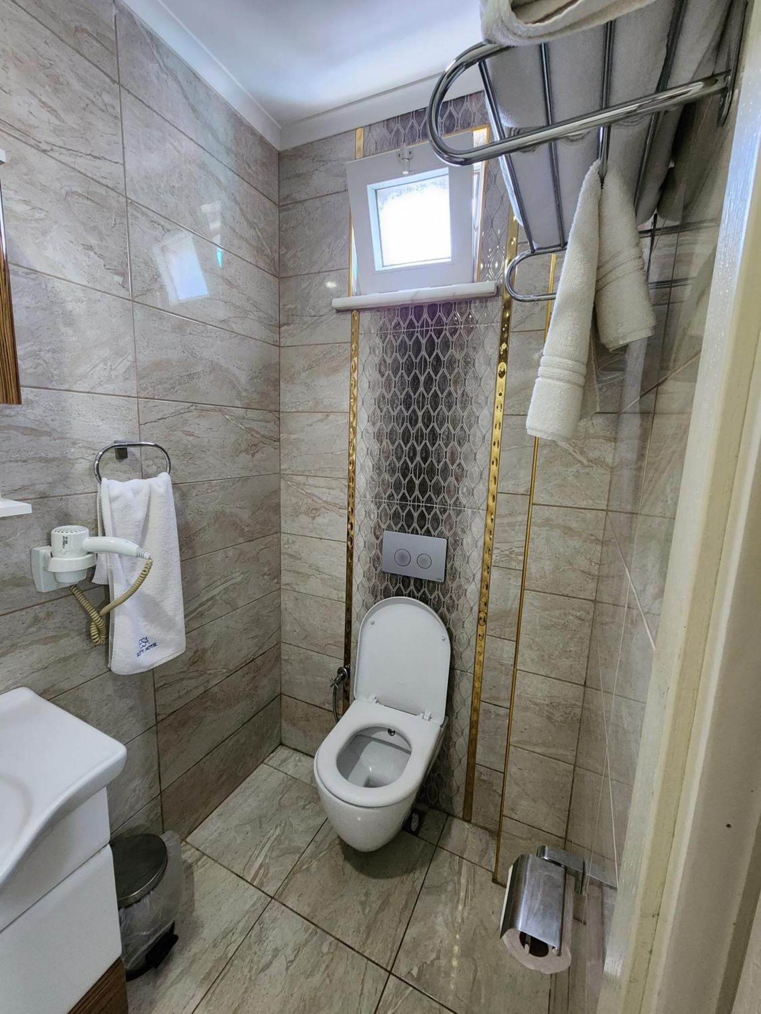 Esa Apart Hotel Trabzon Exteriör bild